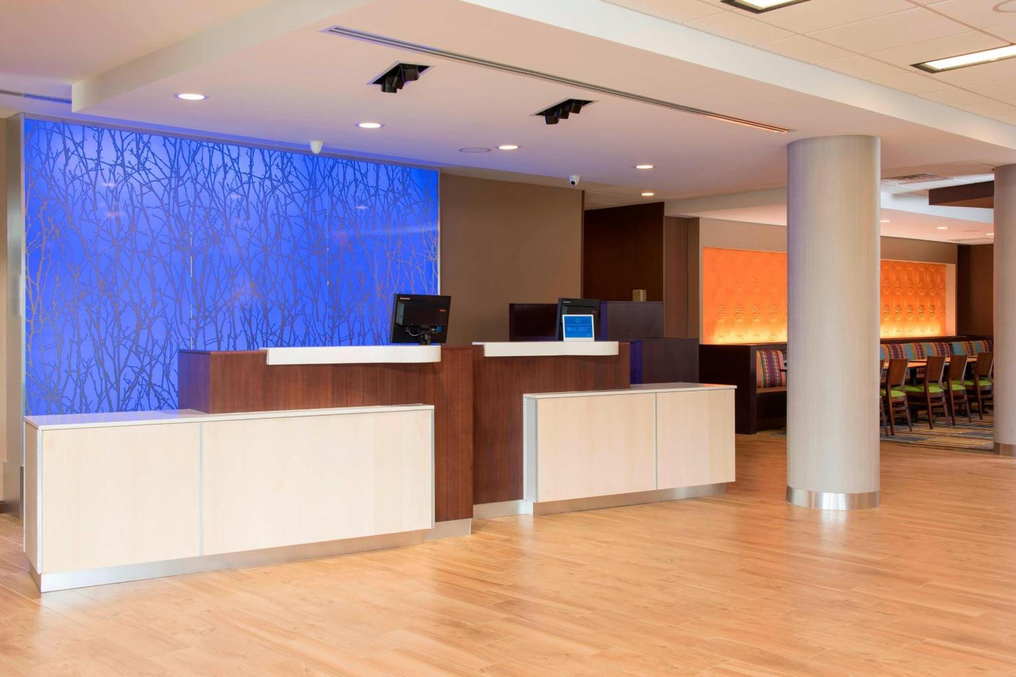 Fairfield Inn & Suites By Marriott Jackson Clinton Ngoại thất bức ảnh