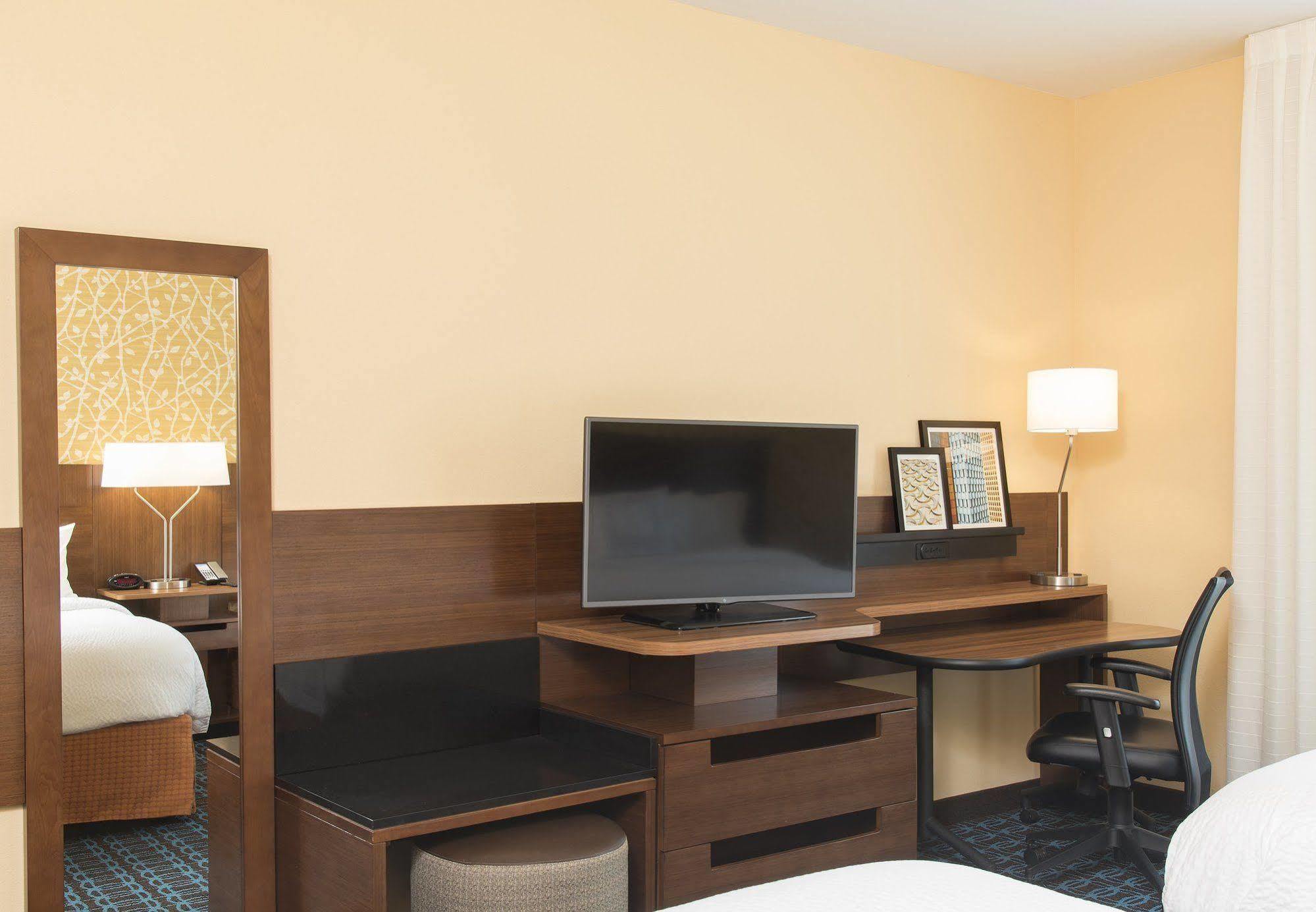 Fairfield Inn & Suites By Marriott Jackson Clinton Ngoại thất bức ảnh